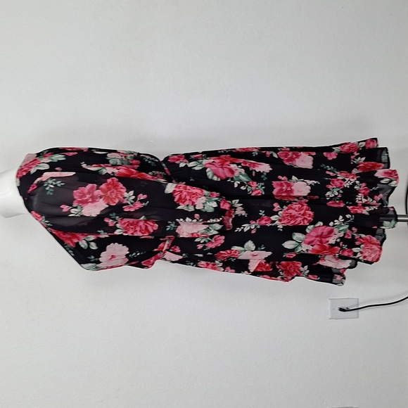 Floral NEW Black Red, Pink Wrap Ruffle Hem Flowy Boho Skater Dress Plus Size 3X - Picture 8 of 16